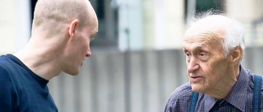 Auch die Krankheit bringt sprachlich Neues hervor. Arno Geiger und sein Vater August. 