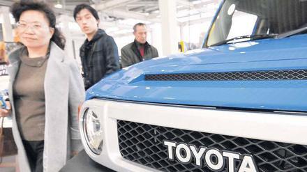 Starke Nachfrage, starker Yen. Toyotas sind trotz Qualitätsmängeln gefragt. Der hohe Wechselkurs der japanischen Währung macht dem Konzern aber schwer zu schaffen.