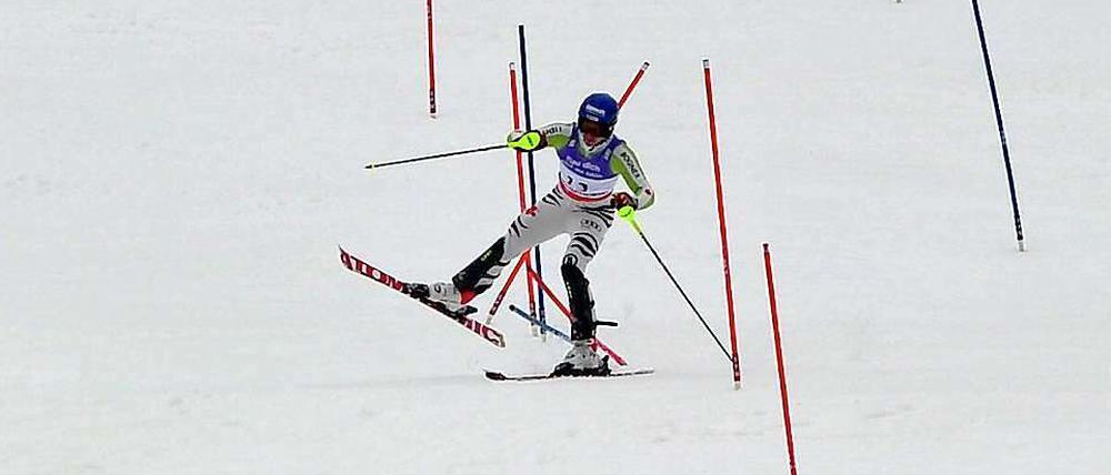 Ungeschickt eingefädelt. Nach Platz 22 im ersten Lauf scheidet Felix Neureuther im zweiten Durchgang des WM-Slaloms durch einen Fahrfehler aus.
