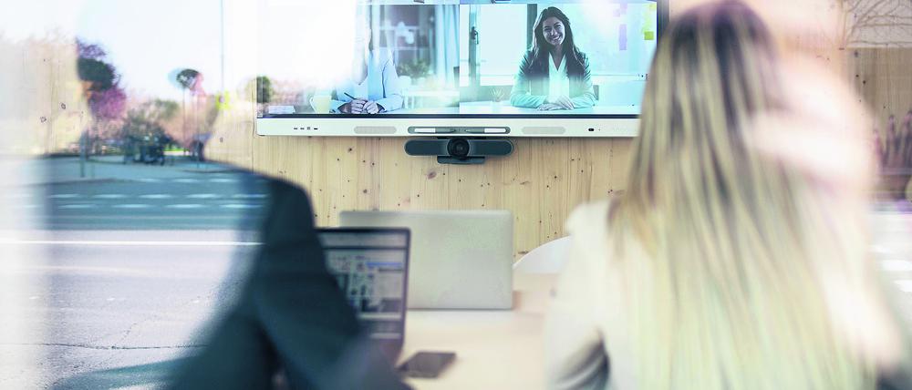 Aktuell läuft eine Ausschreibung des IT-Dienstleistungszentrums Berlin (ITDZ), um die gesamte Berliner Verwaltung mit einer datenschutzkonformen Lösung für Videokonferenzen auszustatten.