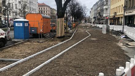 Der neue Radweg am Mehringdamm in Kreuzberg entsteht erneut nicht auf der Straße.