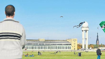 Verlustgeschäft? Die Gebäude des Flughafens Tempelhof weisen Schäden auf. „Nicht ordentlich gewartet“, nennt dies das Land Berlin. „Wir haben einen Flughafen übergeben, keinen Veranstaltungsort“, halten die Ex-Betreiber dagegen.