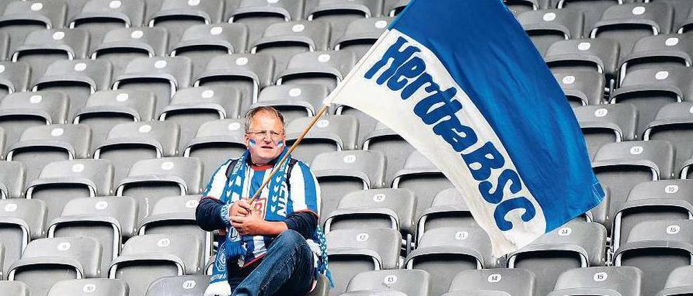 Sitz und Sieg. So viel Platz wünschte sich vermutlich so mancher Hertha-Fan, der keine Karte mehr für das letzte Spiel am 15. Mai ergattern konnte.