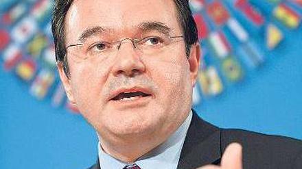 Muss noch mehr sparen. Griechenlands Finanzminister Papakonstantinou