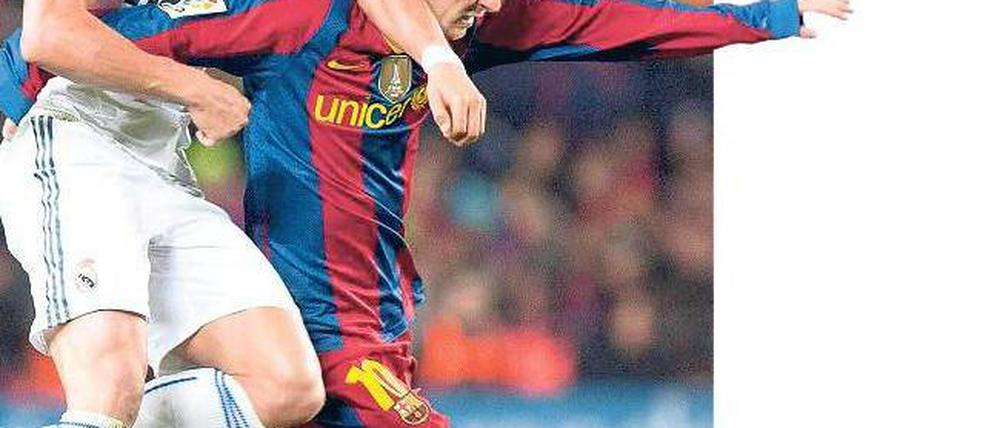 Leid an Leid. Von Cristiano Ronaldo (links) und Lionel Messi erwarten die Fans stets Besonderes auf dem Platz – eine von vielen Parallelen in ihren Lebensgeschichten. Foto: dpa