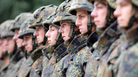 Am Mittwoch will Bundesverteidigungsminister Thomas de Maizière (CDU) Details der Bundeswehr-Reform bekannt geben.