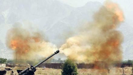 Massive Gegenwehr. Die Gefechte zwischen Taliban und pakistanischer Armee dauerten nach dem Überfall noch lange an.