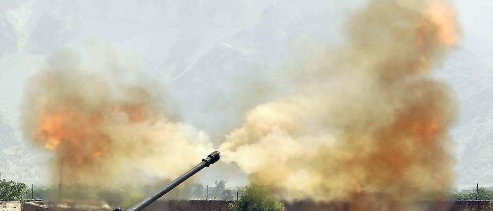 Massive Gegenwehr. Die Gefechte zwischen Taliban und pakistanischer Armee dauerten nach dem Überfall noch lange an.