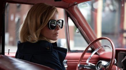  Joy (Elizabeth Banks) wird zur Aktivistin in eigener Sache.