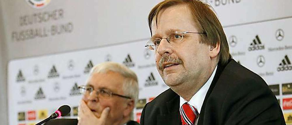 Versuchen sich zu versöhnen: DFB-Chef Theo Zwanziger und sein Vize Rainer Koch.