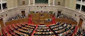 Alles auf Anfang. Erst wird im griechischen Parlament eine Übergangsregierung tagen, in wenigen Monaten dann schließlich eine völlig neue.