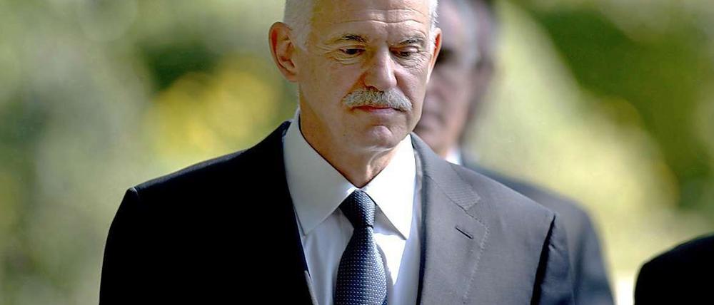 Kein Jubel nach dem Sieg: Papandreou am Tag nach dem gewonnen Vertrauensvotum.