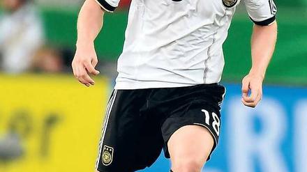 Toni Kroos, 21, steht unter Genieverdacht, seitdem er 16 ist. Heute prägt der gebürtige Mecklenburger die Spielstile des FC Bayern und der Nationalmannschaft. 