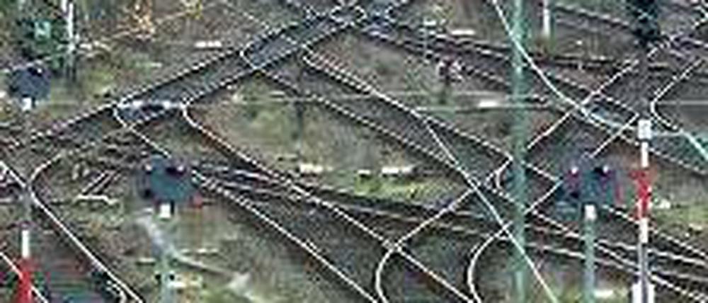 Zu teuer. Die Bahn zahlte wegen Preisabsprachen jahrelang zu viel für Gleise. Foto: ddp