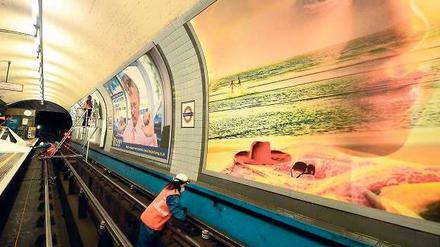 Technisch unzulänglich, dafür blitzblank. Die Londoner U-Bahn wird dem Ansturm kaum gewachsen sein. 