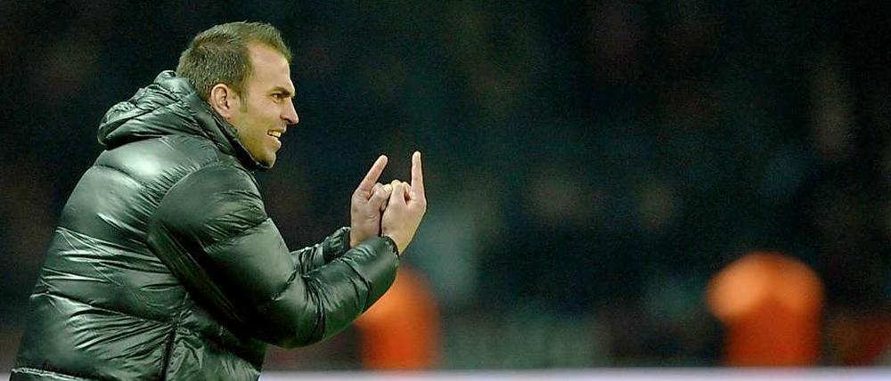 Der frühere DFB-Trainer Michael Skibbe könnte schon bald Markus Babbel als Hertha-Trainer ablösen.