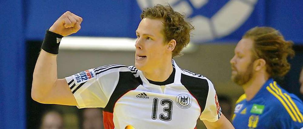 Sven-Sören Christophersen jubelt nach einem Treffer gegen Schweden. 