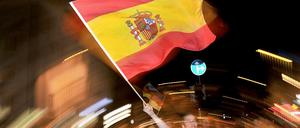 In Ländern wie Spanien ist die Jugendarbeitslosigkeit anhaltend hoch - Besserung kaum in Sicht. Viele machen sich deshalb auf den Weg nach Deutschland. Doch Einwanderer aus Südeuropa, die ohne festen Arbeitsplatz einwandern, sollen in Zukunft keinen Anspruch auf Sozialleistungen mehr haben. 