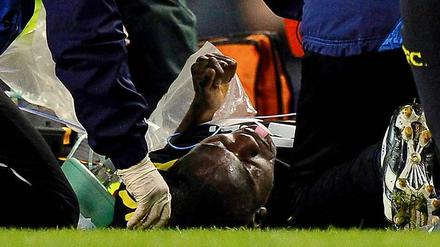 Muamba brach am Samstag beim Spiel auf dem Fußballfeld zusammen.