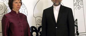 Die EU-Außenbeauftrage Catherine Ashton mit dem iranischen Chefunterhändler Saeed Jalili in Bagdad.
