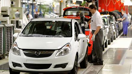 Den kleinen Corsa werden die Borussen-Spieler wohl nicht fahren müssen. Zum Glück hat Opel noch das Top-Modell Insignia.
