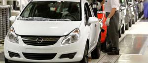 Den kleinen Corsa werden die Borussen-Spieler wohl nicht fahren müssen. Zum Glück hat Opel noch das Top-Modell Insignia.