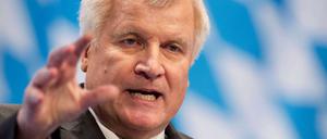 "Wir sind solidarisch, das Ausgleichssystem ist es nicht", betonte Horst Seehofer (CSU).