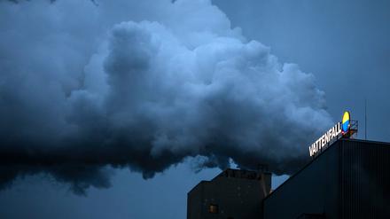 Volldampf. Ein großer Schritt in Richtung Klimaneutralitiät ist die Umstellung von fossilen auf erneuerbaren Energieträgern.