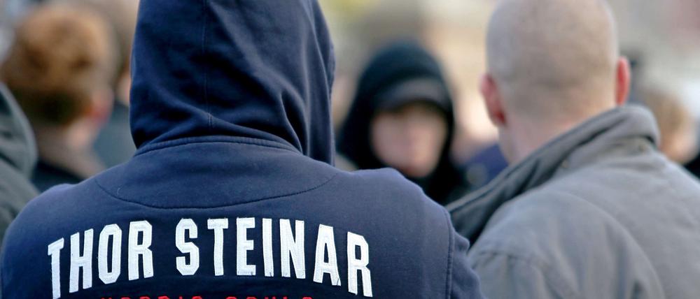Lieblingsklamotten in der rechten Szene: Thor Steinar.