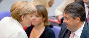 Nie, nie, nie soll es eine große Koalition geben, sagen CDU und SPD. Doch Bilder wie dieses in der vergangenen Woche im Bundestag meiden Merkel und Gabriel auch nicht.