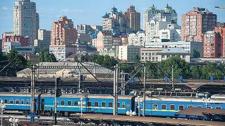 Von Berlin aus weit weg. Der Bahnhof der ukrainischen Hauptstadt Kiew