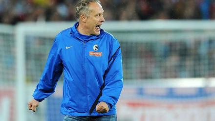 Freiburgs Trainer Christian Streich hatte nach dem 1:2 gegen Werder Bremen noch Wut auf den Schiedsrichter.