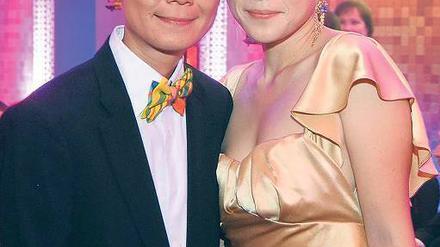 In Frankreich geheiratet. Milliardärstochter Gigi Chao (rechts) mit Partnerin. 