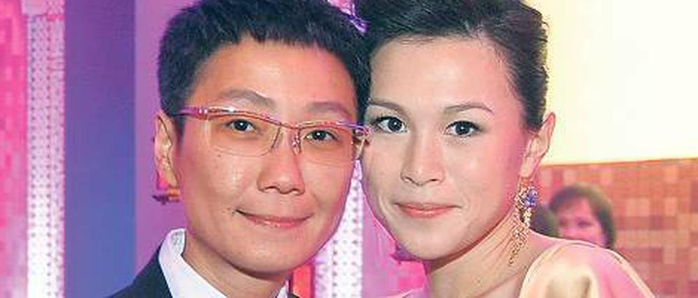 In Frankreich geheiratet. Milliardärstochter Gigi Chao (rechts) mit Partnerin. 