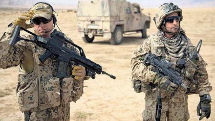 Beispiel Bundeswehreinsätze: Ob wie hier am Hindukusch oder vielleicht demnächst in Mali – viele vermissen eine Debatte über Deutschlands Interessen bei solchen Missionen. 