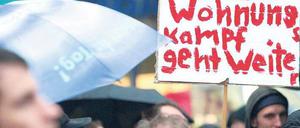 Auf der Straße. Steigende Mieten und der zunehmende Druck auf dem Wohnungsmarkt werden zur sozialpolitischen Herausforderung – und rufen Proteste hervor, wie am vergangenen Sonnabend in Berlin, Hamburg und Freiburg.