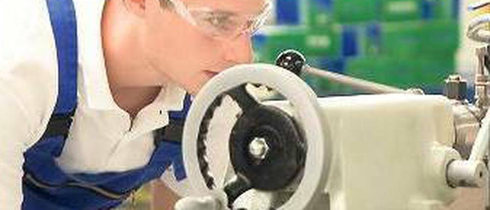 Eine Ausbildung ist Voraussetzung für einen Job, zumal die Anforderungen steigen.