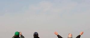 Italien, Spanien, Türkei: Die Deutschen reisen gern und steigen am liebsten ins Flugzeug, um dorthin zu gelangen. 