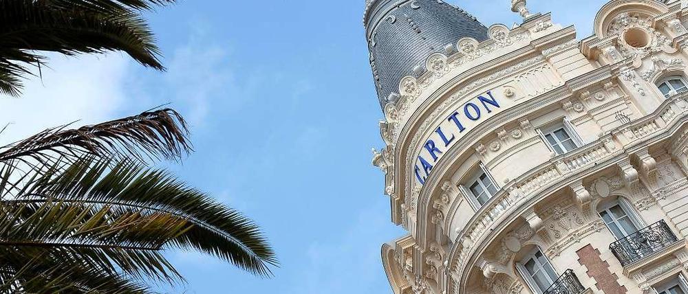 Im prestigeträchtigen Hotel Carlton soll sich der Dieb eines Handkoffers voll Schmuck bemächtigt haben.