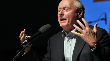 Oskar Lafontaine beim Politischen Jahresauftakt der Linken in der Berliner Volksbühne
