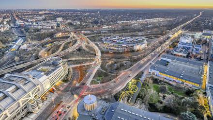 Das Autobahndreieck Funkturm in Berlin