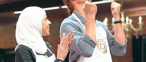 Kochshow-Sieger Tom Franz mit seiner Konkurrentin Salma Fajumi. Foto: dpa