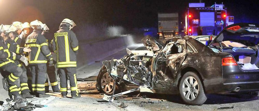 Schwer beschädigt: der Wagen des Europapolitikers Alexander Alvaro.