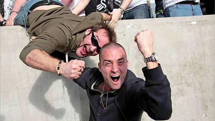 Die treuesten Fans der Premier League. Denn Anhänger des Swancea City FC haben nie etwas gewonnen. Bis jetzt.