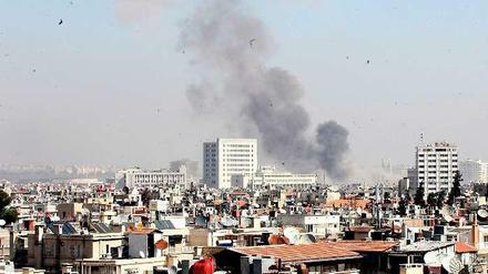 Bei einem Bombenanschlag in Damaskus sind zahlreiche Zivilisten getötet und verletzt worden.