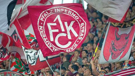 Im Auftrag des Teufels. Die Fans von Lautern träumen vom Aufstieg.