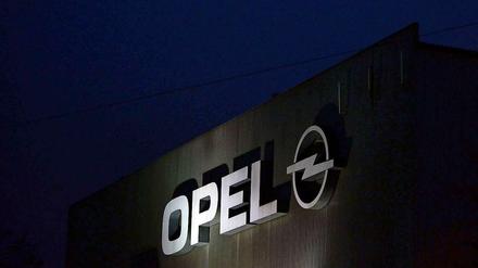 Gnadenfrist für Opel bis 2016: Das Werk in Bochum bleibt vorerst offen. 