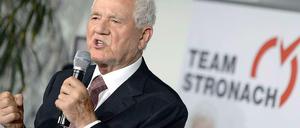 Das vom Unternehmer Frank Stronach neu gegründete „Team Stronach“ hat es aus dem Stand auf je fast zehn Prozent geschafft und ist damit in beiden Landtagen vertreten.