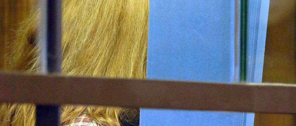 Tanja L. (27) gestand vor Gericht: Aus Liebe zu dem 24-jährigen Springreiter habe sie demnach einen Killer gesucht.
