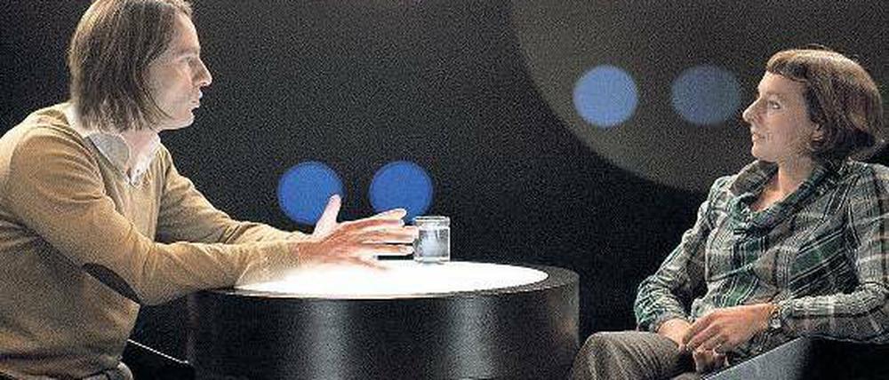 Ordentliche Quote. 490 000 Zuschauer verfolgten im ZDF den Dialog zwischen Richard David Precht und Juli Zeh. Foto: ZDF